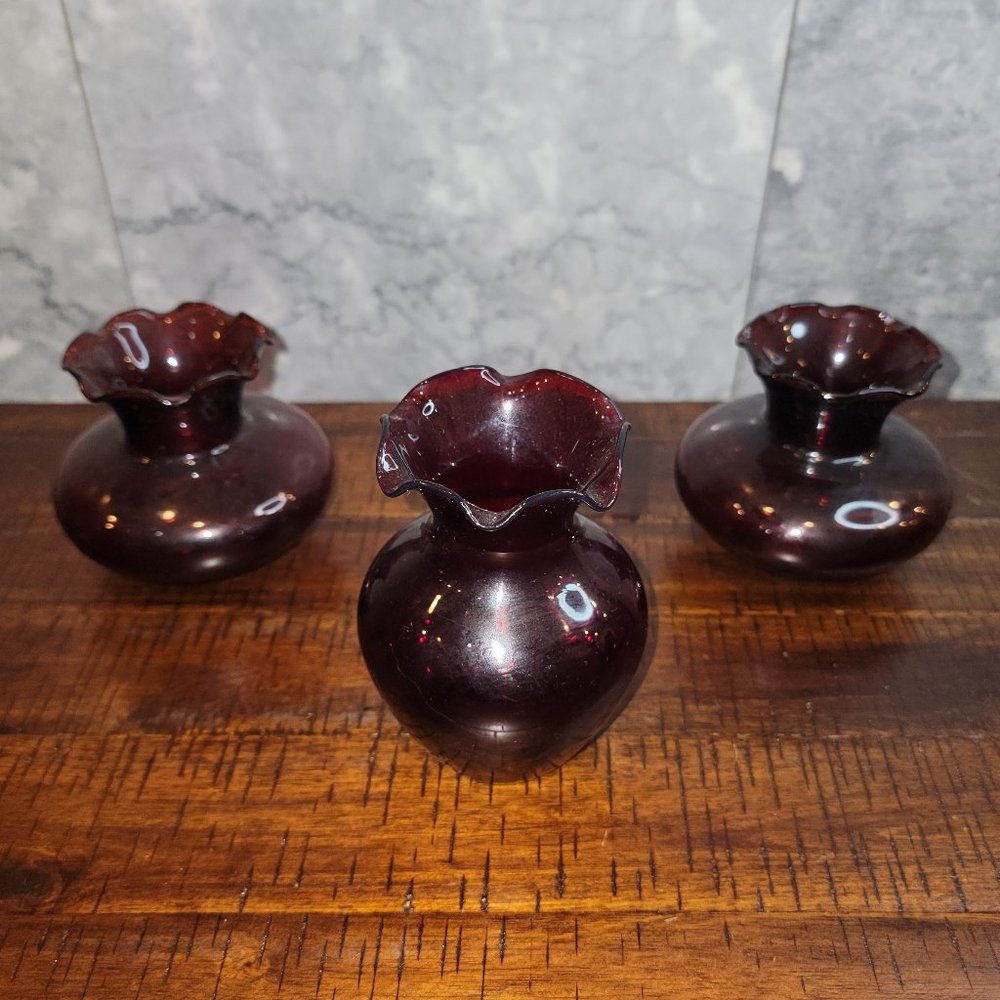 Anchor Hocking Royal Ruby Red Crimp Bud Vases, Set of 3